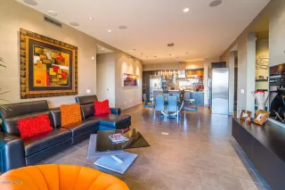 Photo #5: 6026806 Listing