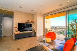 Photo #6: 6026806 Listing