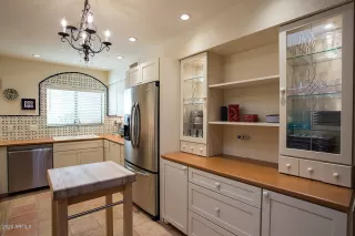 Photo #6: 6026816 Listing 