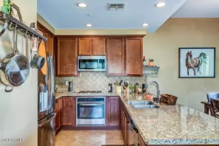 Photo #1: 6026873 Listing 