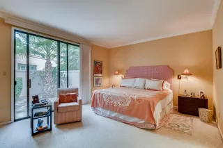 Photo #6: 6027002 Listing