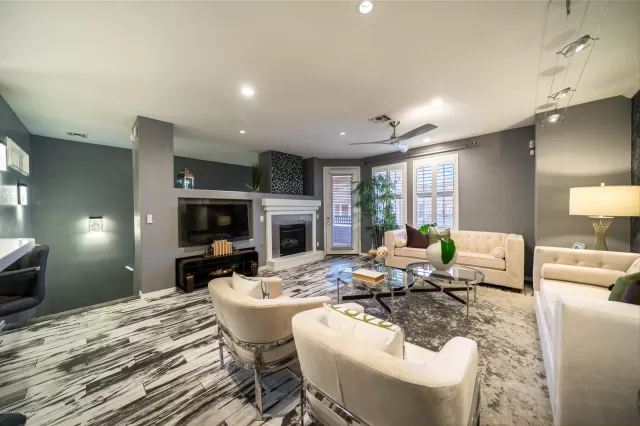 MLS: 6027086 Condo For Sale