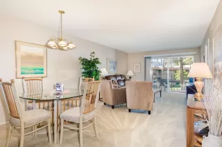 Photo #5: 6027094 Listing