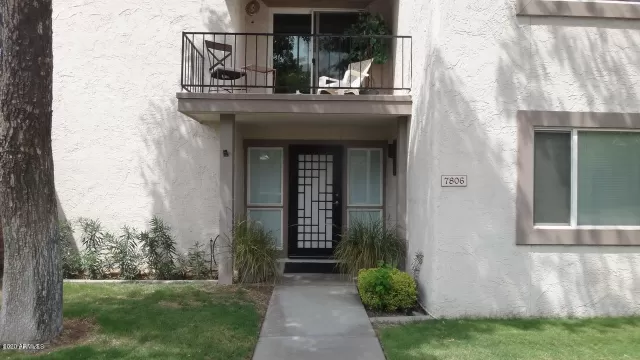 MLS: 6027178 Condo For Sale