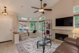 Photo #2: 6027252 Listing