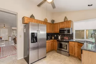 Photo #5: 6027252 Listing