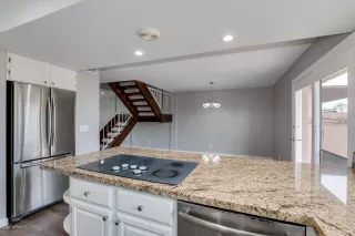 Photo #4: 6027388 Listing