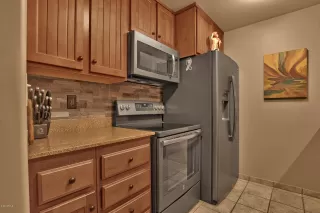 Photo #5: 6027419 Listing 