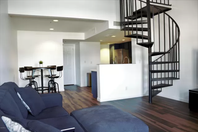 MLS: 6027498 Condo For Sale