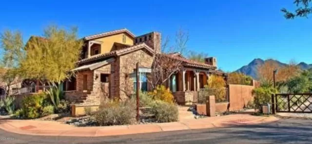 MLS: 6027520 Condo For Sale