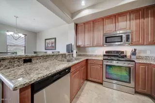 Photo #6: 6027776 Listing