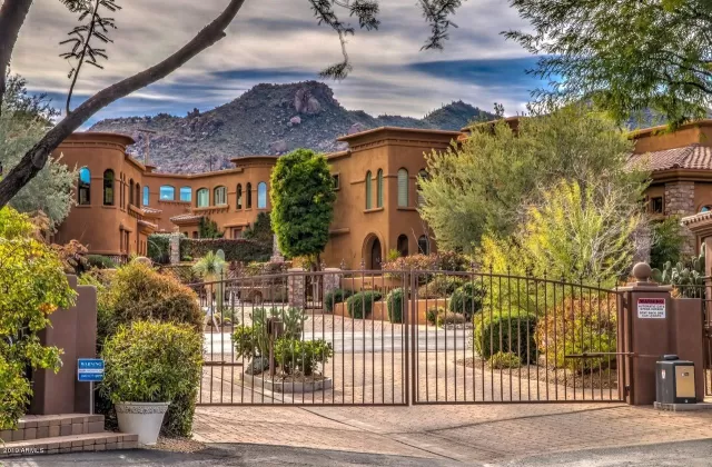 MLS: 6027954 Condo For Sale