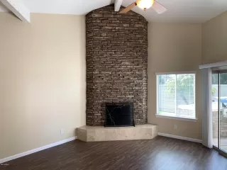 Photo #4: 6027980 Listing