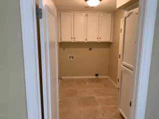 Photo #6: 6027980 Listing
