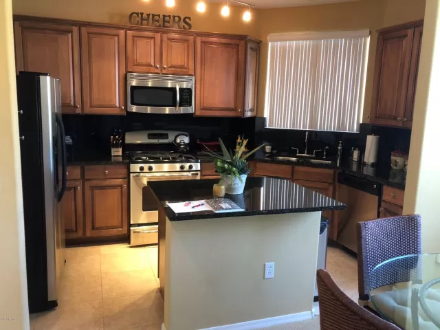 MLS: 6028277 Condo For Sale