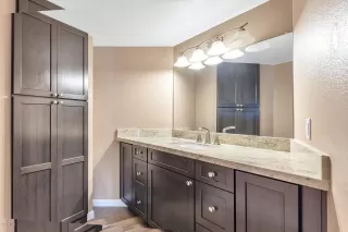 Photo #6: 6028302 Listing