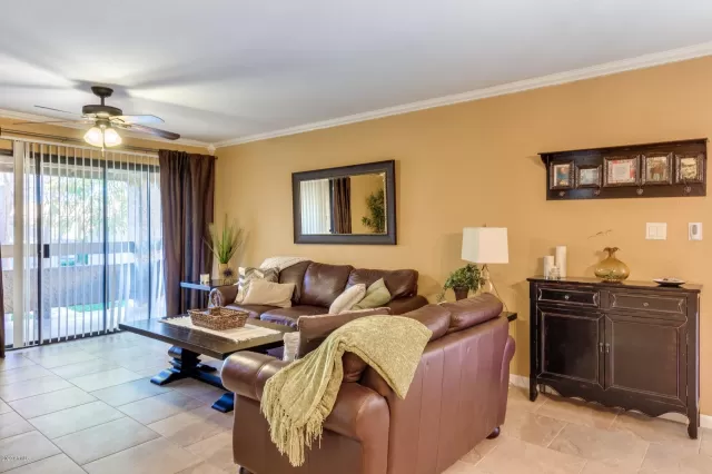 MLS: 6028349 Condo For Sale