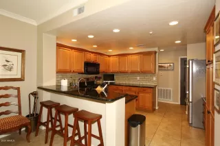 Photo #3: 6028551 Listing