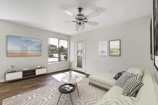 Photo #4: 6028552 Listing