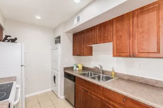 Photo #4: 6028657 Listing