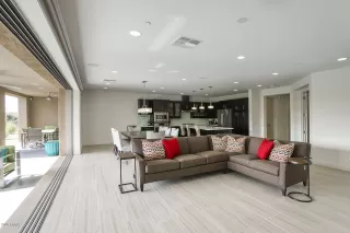 Photo #5: 6028846 Listing