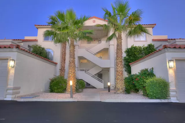 MLS: 6028936 Condo For Sale