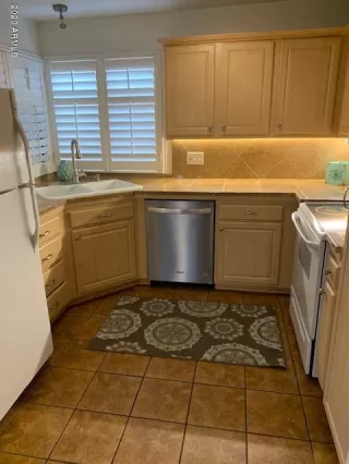 Photo #2: 6028962 Listing