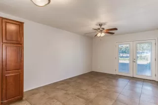 Photo #4: 6029862 Listing