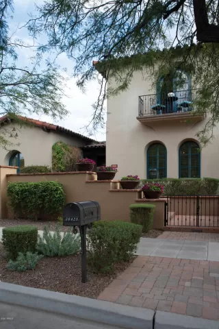 Photo #2: 6029947 Listing