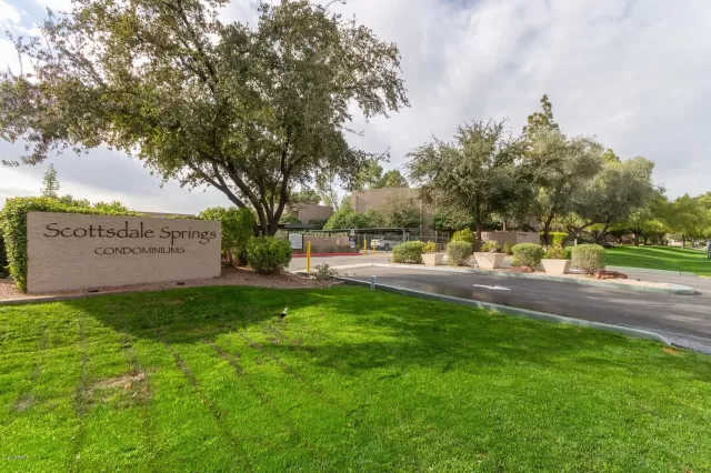 MLS: 6030196 Condo For Sale