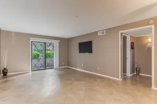 Photo #4: 6030196 Listing 