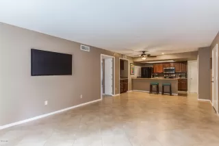 Photo #6: 6030196 Listing 