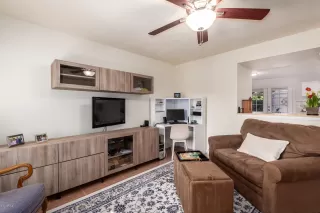 Photo #4: 6030263 Listing