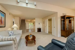 Photo #6: 6030301 Listing