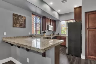 Photo #6: 6030495 Listing