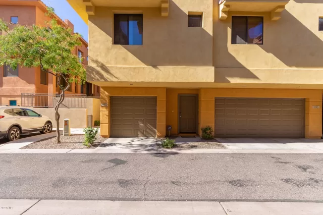 MLS: 6031093 Condo For Sale