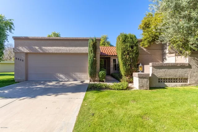 MLS: 6031232 Condo For Sale