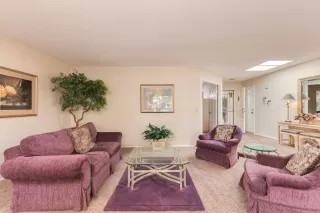 Photo #5: 6031232 Listing