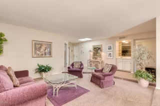 Photo #6: 6031232 Listing