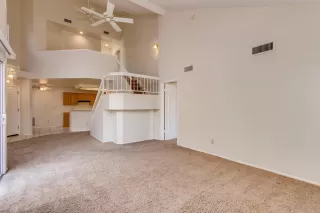 Photo #5: 6031279 Listing