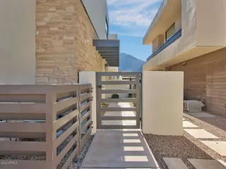 Photo #2: 6031351 Listing