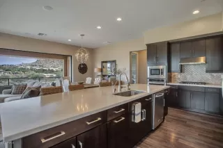 Photo #6: 6031888 Listing 