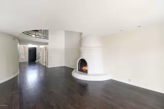 Photo #3: 6031948 Listing 