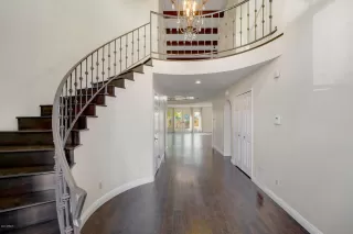 Photo #6: 6031948 Listing 