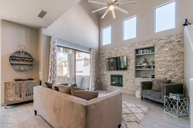 MLS: 6032345 Condo For Sale