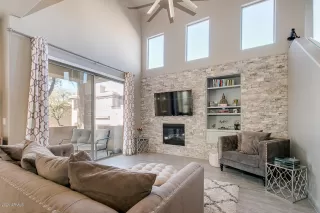 Photo #5: 6032345 Listing