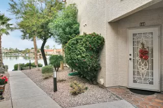 Photo #3: 6032685 Listing