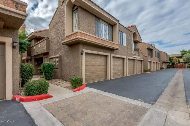 MLS: 6032835 Condo For Sale