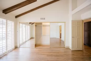 Photo #3: 6032982 Listing