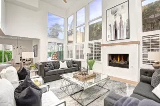 Photo #1: 6033163 Listing 